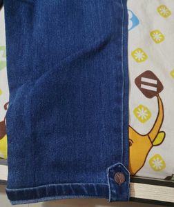 Women's Blue Denim Capris