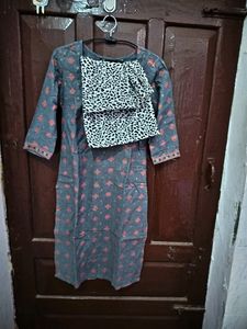 Kurta With Free Scarf