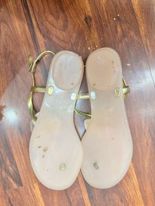 Elegant Carlton London Flower Sandals