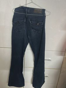 Levi’s Classic Dark Wash Flare Jeans