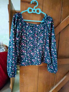 Floral Print Square Neck Top
