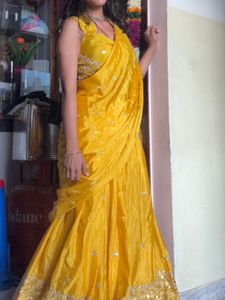 Elegant Yellow lehenga with Detail