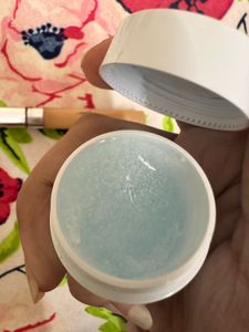 Laneige gel cream,fit me concelar n makeup tool