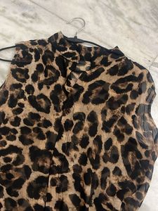 Stylish Leopard Print Sleeveless Top