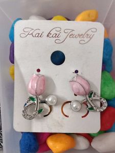 Pink Tulip Pearl Earrings