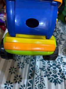 toy truck