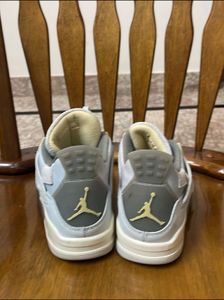 Air Jordan 4 Retro Sneakers