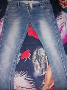 Men's Blue Washed Denim Jeans