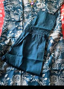 (new)free shipping Embroidered Teal Kurta Sets