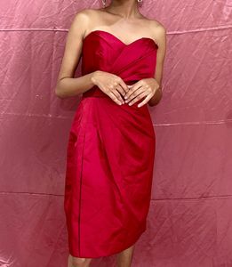 Elegant Red Strapless Cocktail Dress