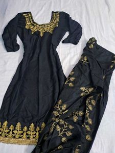 Elegant Black Kurti Set ✨