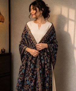 Beautiful Floral Stole