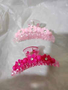 2 Beautiful Flower Clutcher