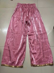 Elegant Pink Kurta with Gold Embellishments
