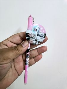 BTS BADGE DESIGN 4 PENS