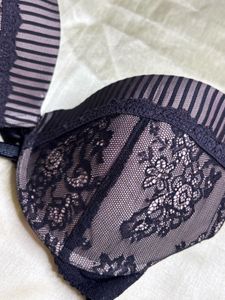Lace Trimmed Push-Up Bra