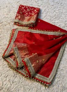 Exquisite Red &amp; Gold Brocade Saree