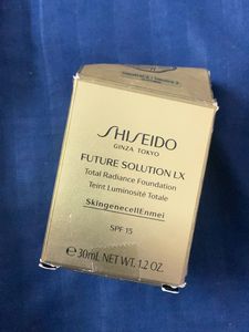 Shiseido Future Solution LX Foundation