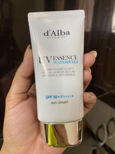 D'Alba UV Essence Waterfull+ Sun Cream