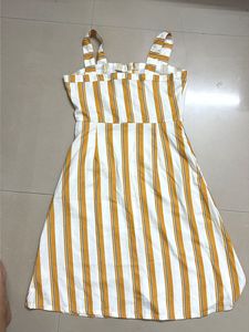Two Women's Dresses Bundle (1 dress +