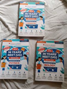 Oswaal Books NEET UG Solved Papers (3 Book