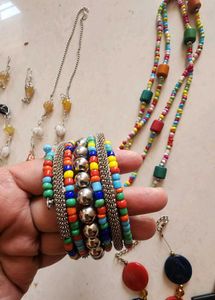 Assorted Women's Jewellery Set
