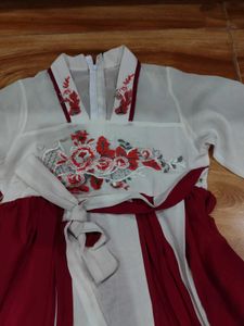 Elegant Embroidered Floral Korean Hanbok