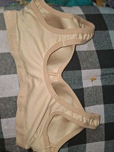 padded sports bra