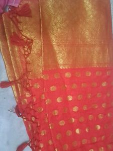 Red &amp; Gold Patterned Saree