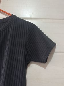 Ribbed Black Crop Top