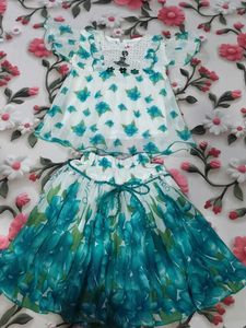Cute Floral Print Top &amp; Skirt Set