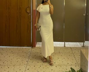 Elegant Cream One-Shoulder Maxi Dress
