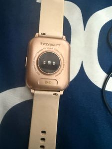 Firebolt-Ninja 3 plus trending smartwatch