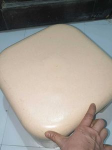 Durable Beige Plastic pata