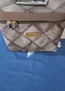 Stylish Textured Vanity Case