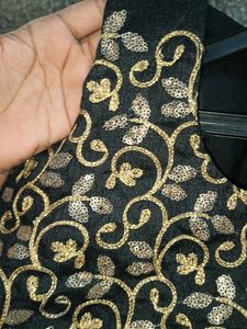 Black 🖤 Frock Style Kurti