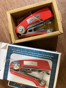 Ami Mini Hand Sewing Machine