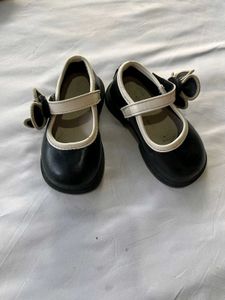 Cute Black Mary Jane Shoes with Bows