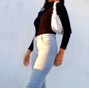Chic Ribbed Black Turtleneck Sweater