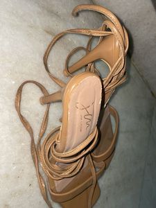 buy fast Stylish Tan Strappy Sandals