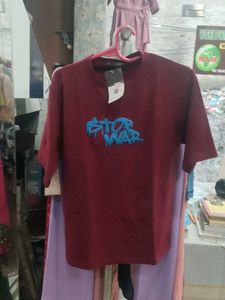 Maroon Graphic T-Shirt
