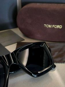 TOMFORD**GOOD QUALITYFOR HIM/HER