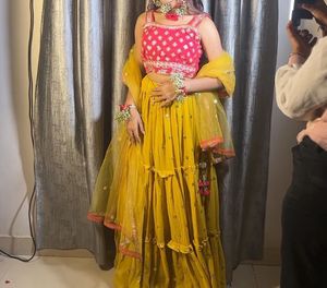 Haldi Look Lahenga
