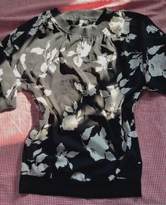 Chic Floral Print Top