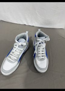 Almost New Puma High-Top Shoes (UK - 9) - Styli