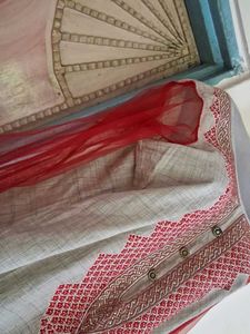 Elegant Embroidered Kurta with Red Net Sleeves
