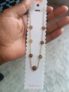 Delicate Flower Chain Necklace