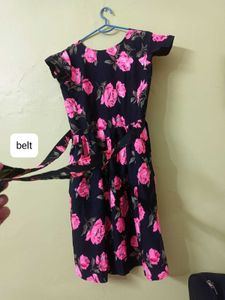 Chic Floral Print Dress