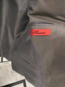 Men's Formal Blazer - Modern Style