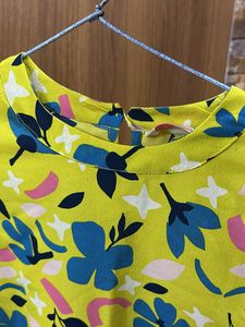 Vibrant Floral Print Flutter Sleeve Top